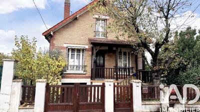 Maison - 90 m² - 4 pièces