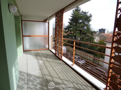 Appartement - 77 m² - 3 pièces