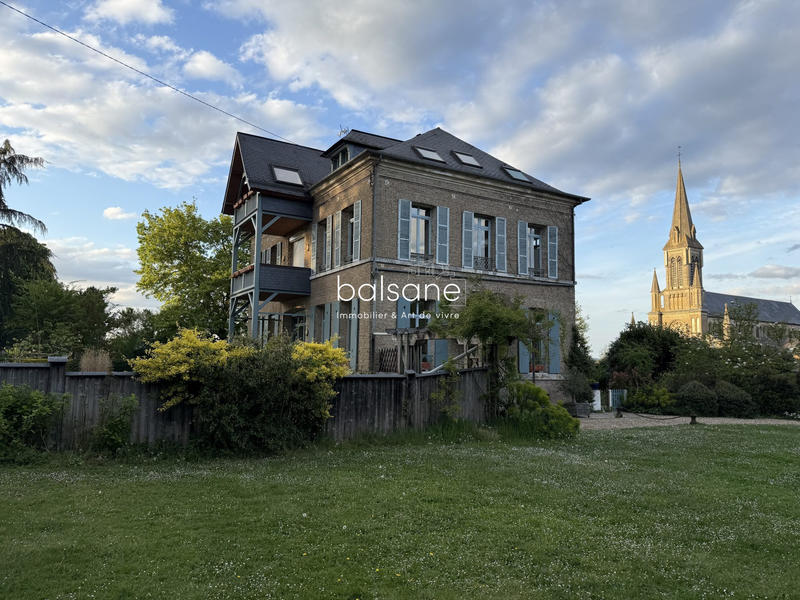 Appartement - 90 m² - 4 pièces