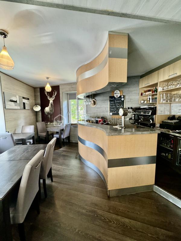 Immeuble - 285 m² - 15 pièces