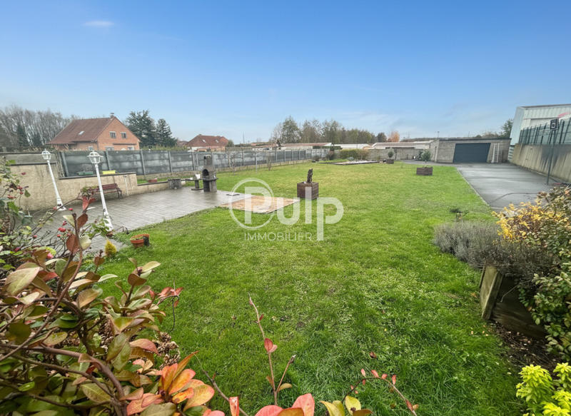 Maison - 150 m² - 8 pièces