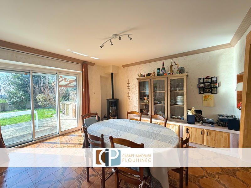 Maison - 135 m² - 6 pièces