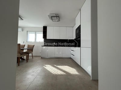 Appartement - 75 m² - 4 pièces