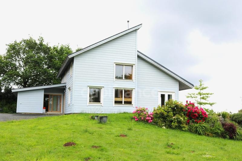 Maison - 172 m² - 7 pièces