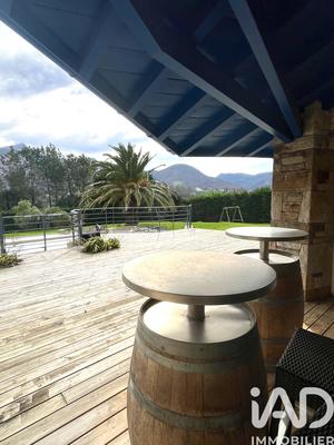 Maison de maîtres - 470 m² - 14 pièces