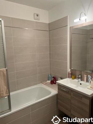 Chambre - 12 m² - 1 pièce