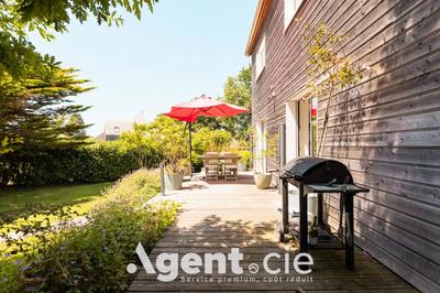 Maison - 143 m² - 7 pièces