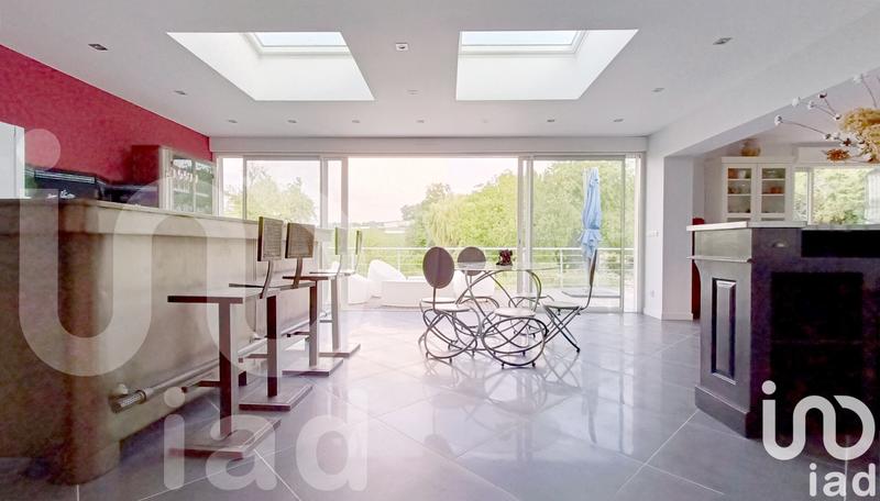 Maison de maîtres - 275 m² - 8 pièces