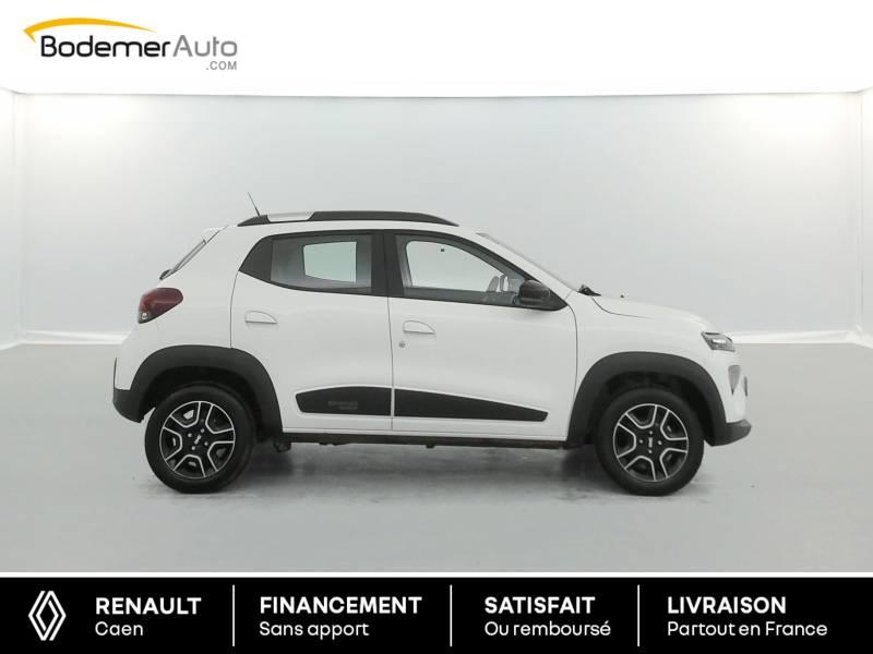 Dacia Spring Essential -23b