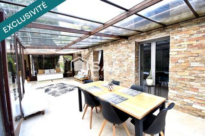 Maison - 190 m² - 5 pièces