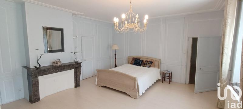 Maison de village - 362 m² - 10 pièces