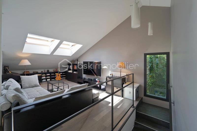 Maison - 169 m² - 6 pièces