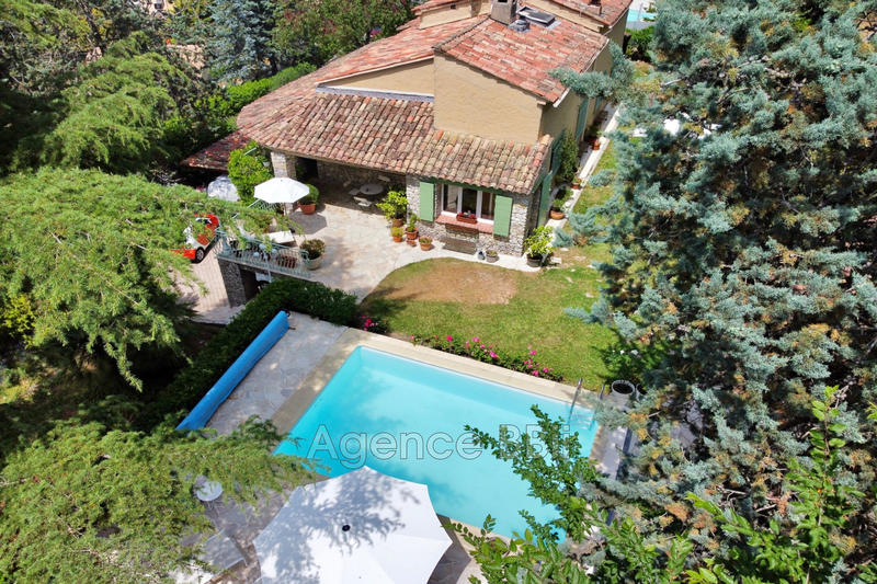 Villa - 276 m² - 7 pièces