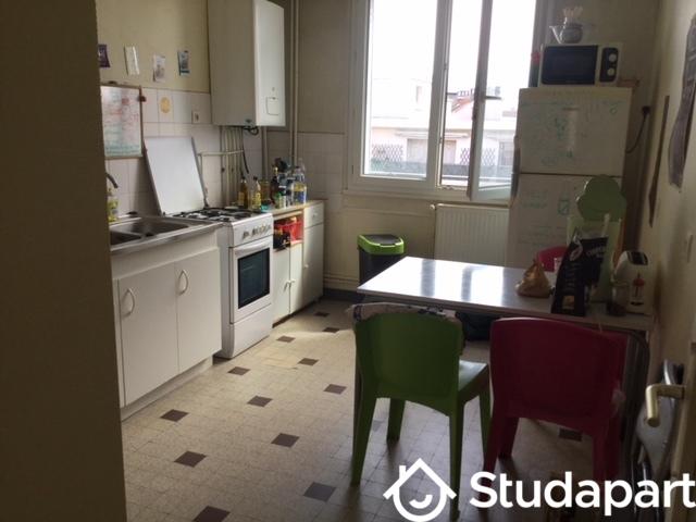 Chambre - 15 m² - 1 pièce