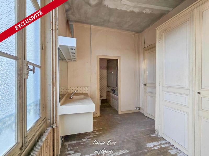 Maison - 223 m² - 11 pièces