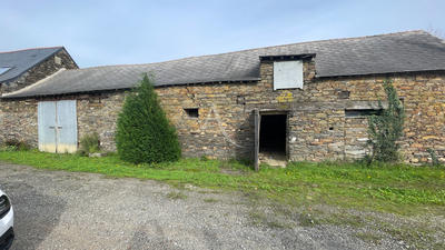 Maison - 110 m² - 2 pièces