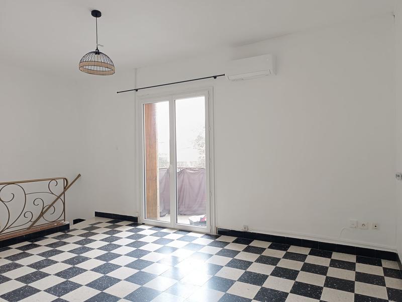 Appartement - 79 m² - 3 pièces