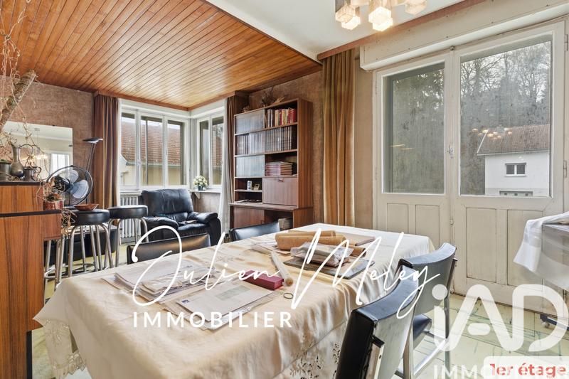 Maison - 185 m² - 10 pièces