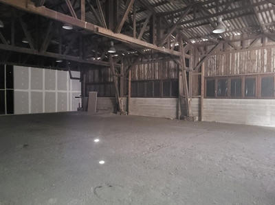 Local d'activités - 450 m² - 2 pièces