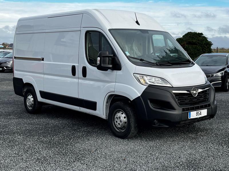 Opel Movano II 2.2 Fourgon 3.5t L2h2 140 Pack Business