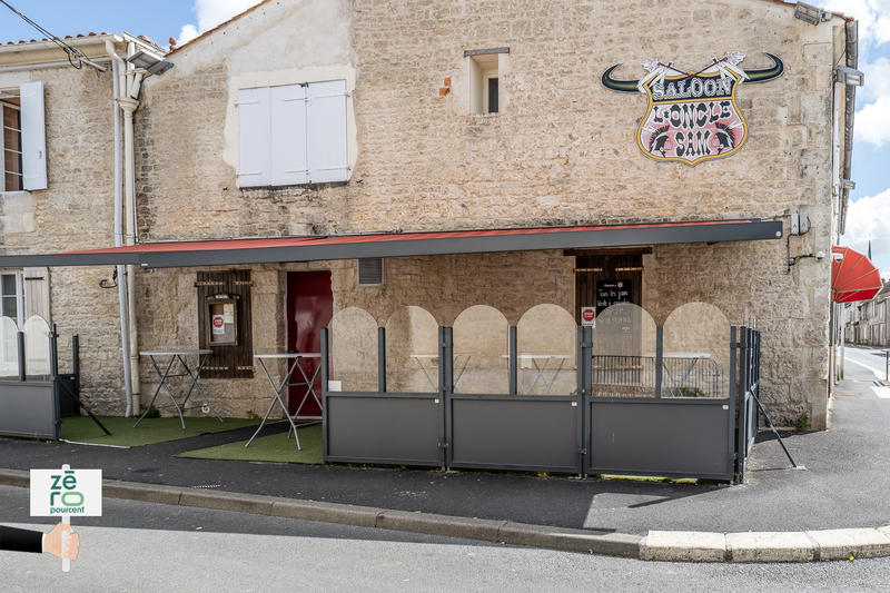 Fonds de commerce - Magasins - 127 m²