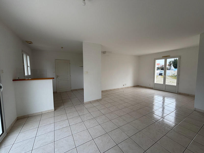 Maison - 90 m² - 4 pièces