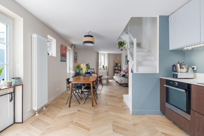 Maison - 92 m² - 4 pièces