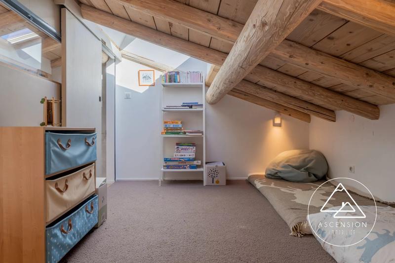 Châlet - 176 m² - 7 pièces