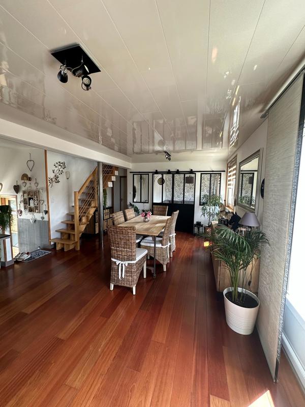 Maison - 90 m² - 3 pièces