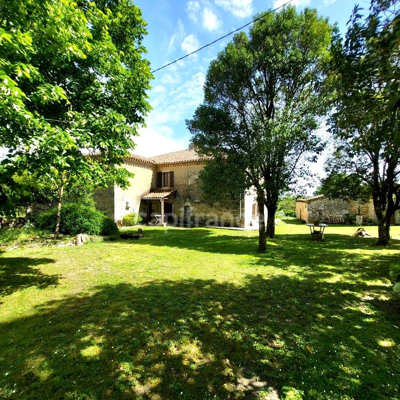 Maison de campagne - 220 m² - 8 pièces