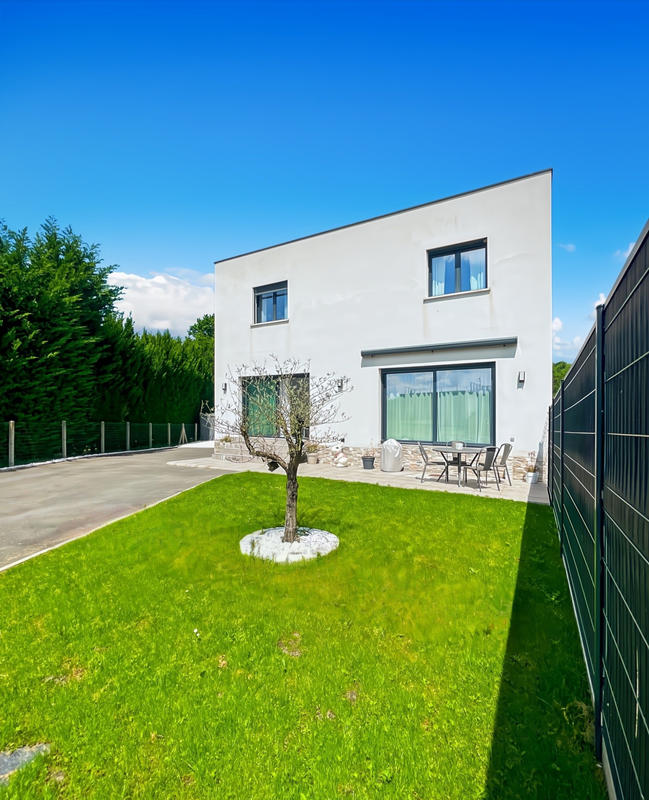 Maison - 157 m² - 6 pièces