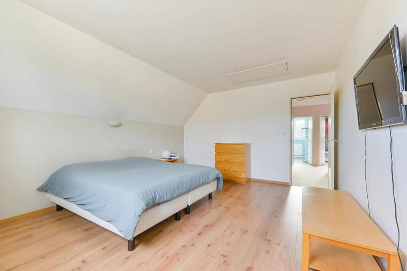 Maison - 169 m² - 7 pièces