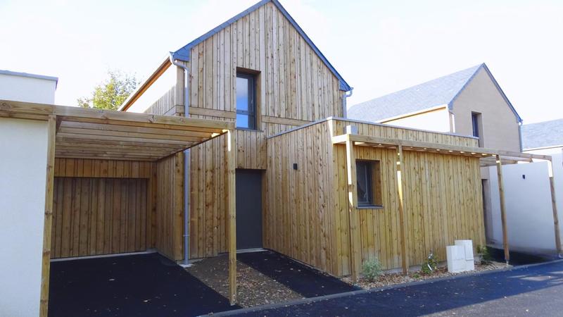 Maison - 88 m² - 4 pièces