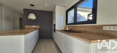 Maison - 110 m² - 4 pièces