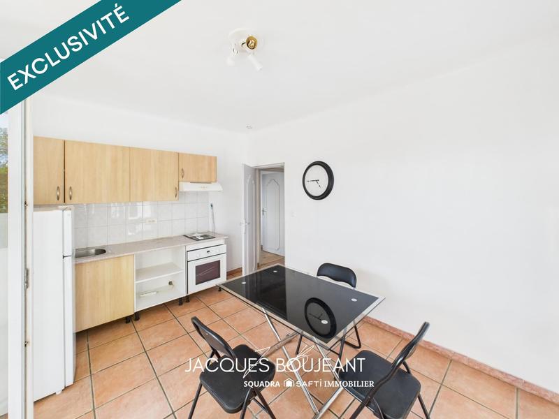 Maison - 230 m² - 9 pièces