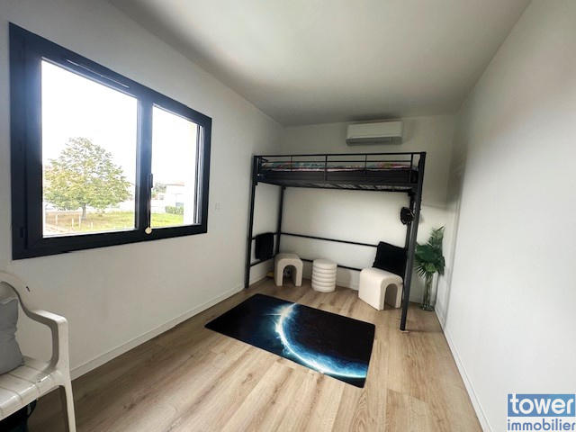 Maison - 122 m² - 4 pièces