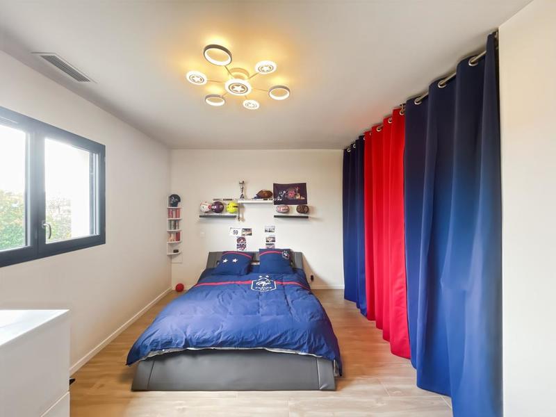 Maison - 187 m² - 5 pièces