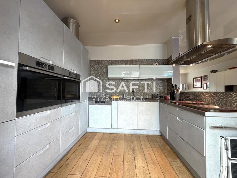 Maison - 144 m² - 5 pièces