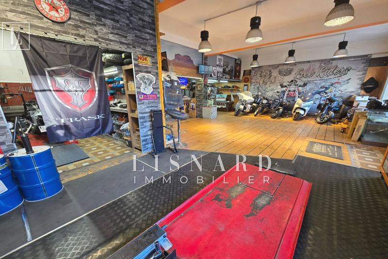 Local commercial - 120 m²