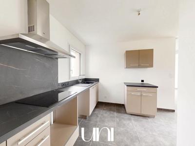 Maison - 118 m² - 6 pièces