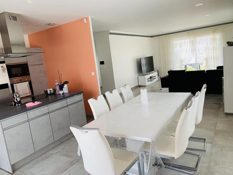 Maison - 149 m² - 6 pièces