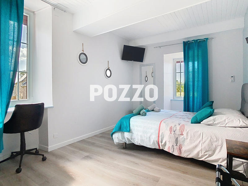 Maison - 360 m² - 14 pièces