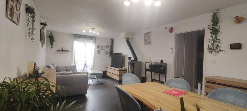 Maison - 91 m² - 5 pièces