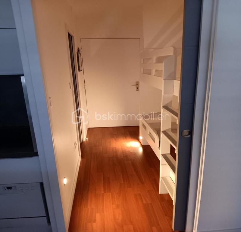 Studio - 27 m² - 1 pièce