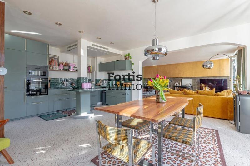 Appartement - 128 m² - 5 pièces