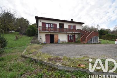 Maison - 132 m² - 6 pièces