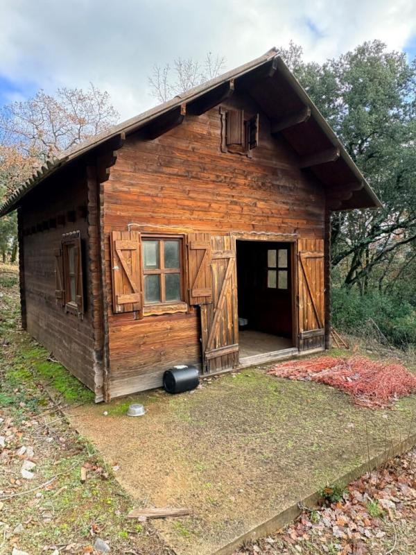 Maison - 223 m² - 8 pièces