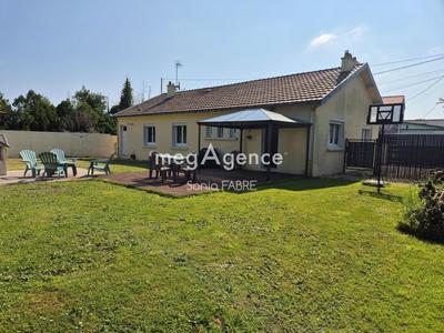 Maison - 110 m² - 5 pièces