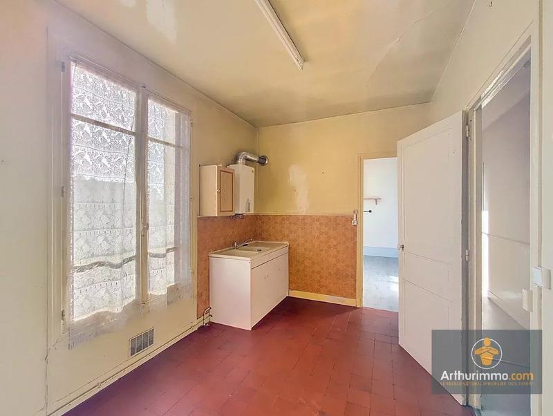 Immeuble - 209 m² - 8 pièces