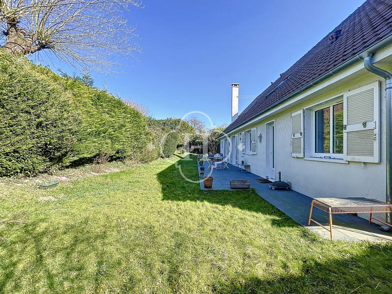 Maison - 190 m² - 7 pièces